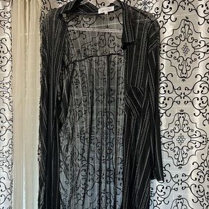 Eden & Olivia Sheer Blazer/Button Top